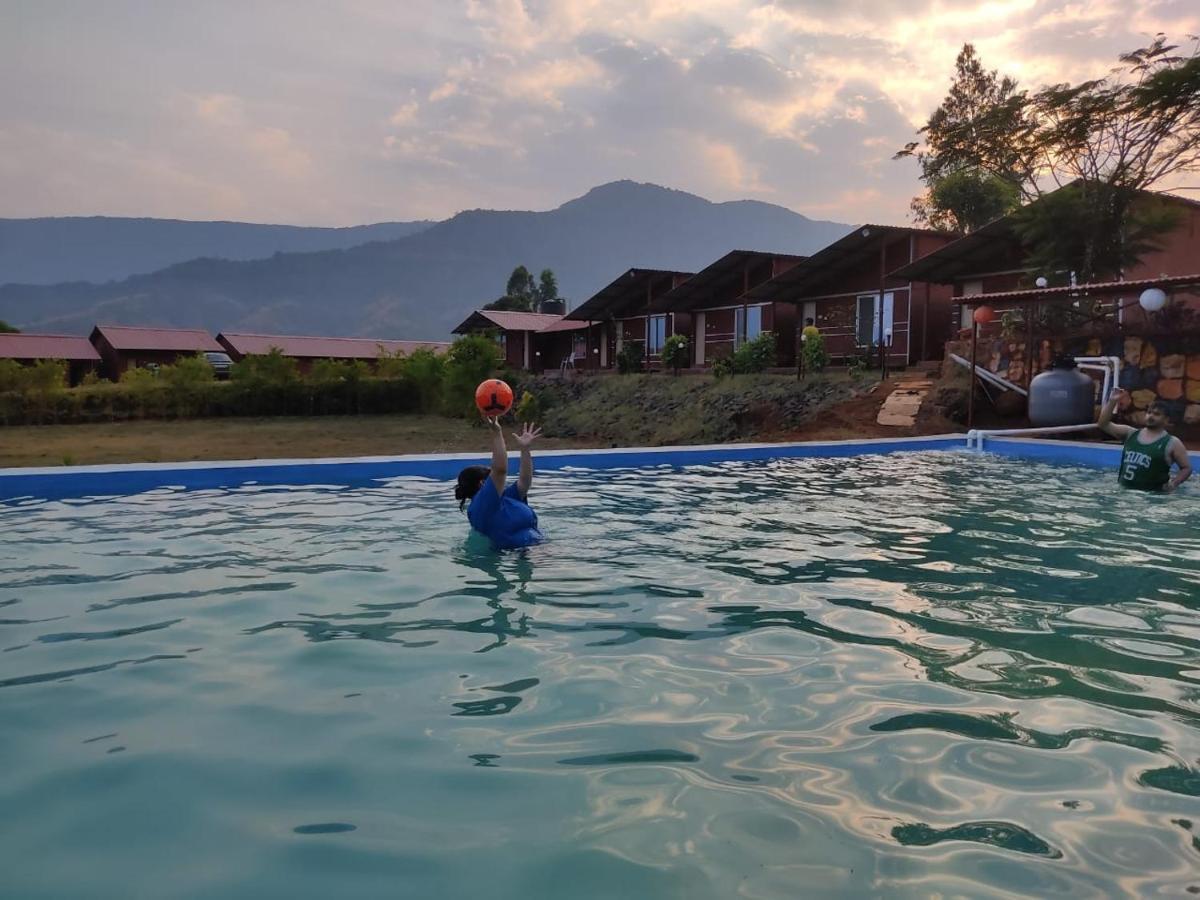 Mysticstays Resort Wai Luaran gambar