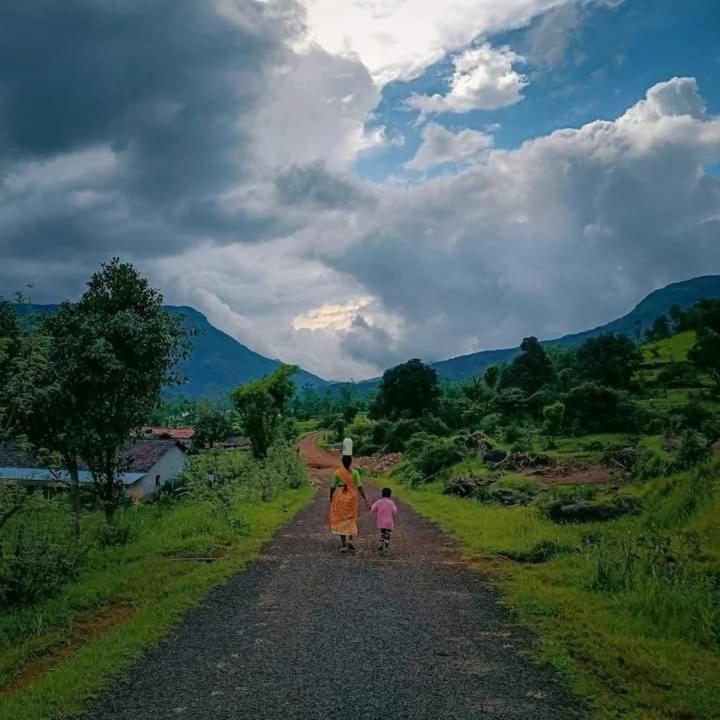 Mysticstays Resort Wai Luaran gambar