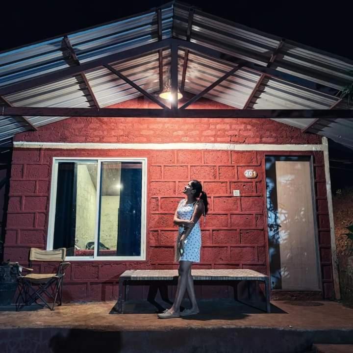 Mysticstays Resort Wai Luaran gambar