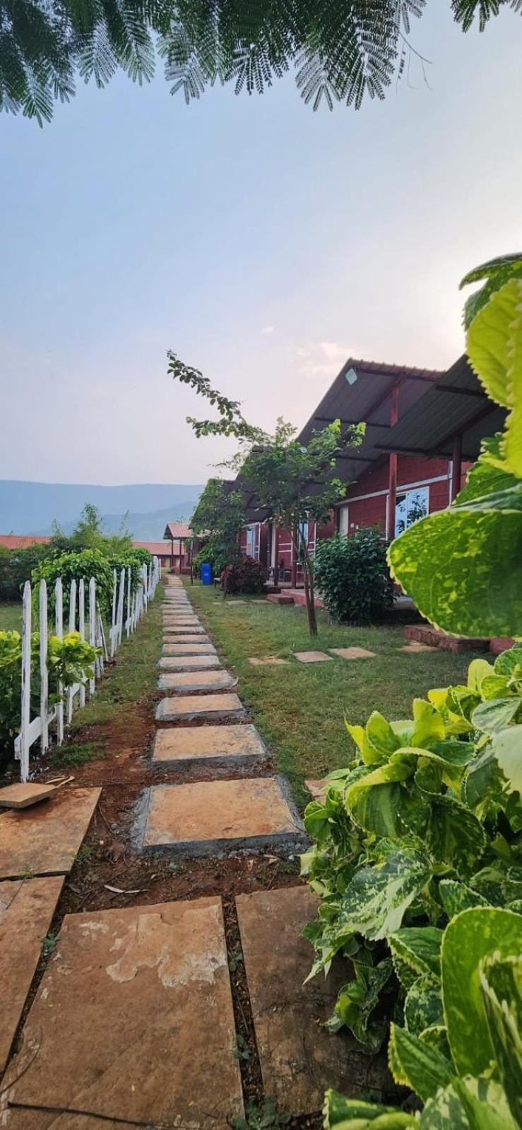Mysticstays Resort Wai Luaran gambar