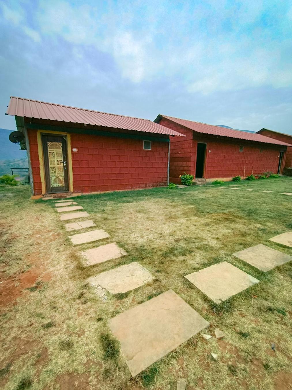 Mysticstays Resort Wai Luaran gambar